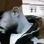 Bariyere çarpan motosikletli ağır yaralandı