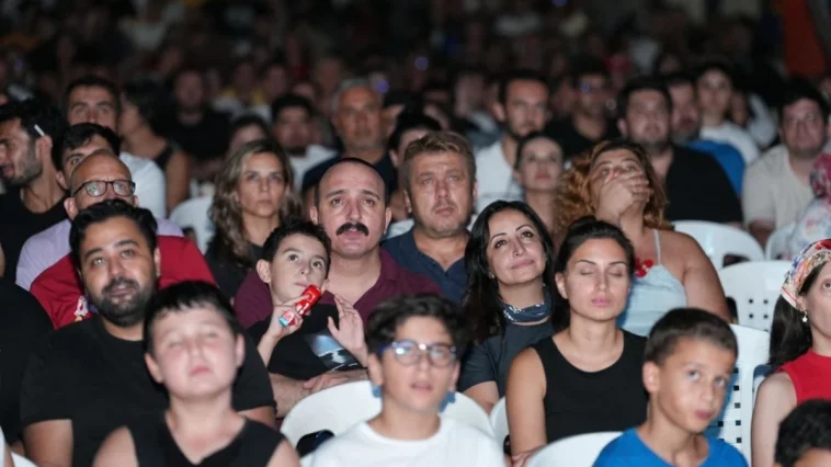 Başkan Kotan milli heyecanı vatandaşlarla yaşadı