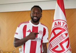 Boli imzayı attı, Antalyaspor’a katıldı