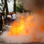 Büyükşehir çalışanlarına yangın eğitimi ve tatbikat