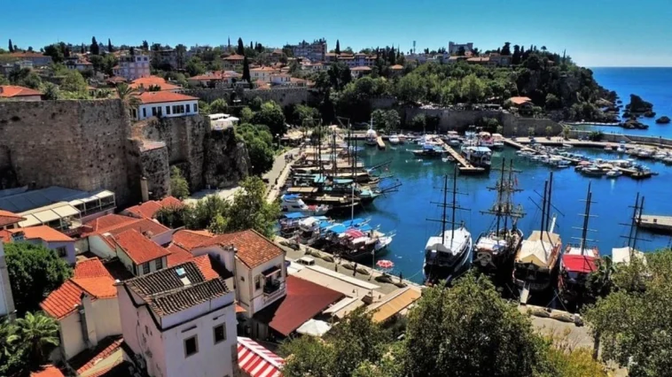 DMM'den 'Antalya Kalesi satılıyor' iddialarına resmi açıklama!