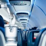 UÇAKLARDA YOLCULARA ÜCRETSİZ SU VERİLECEK