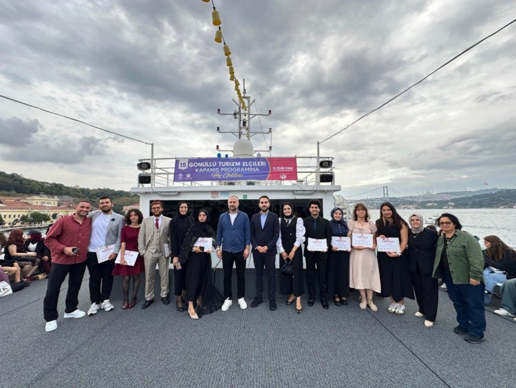 TURİZM ELÇİLERİ PROJESİ TÖRENLE SONE ERDİ