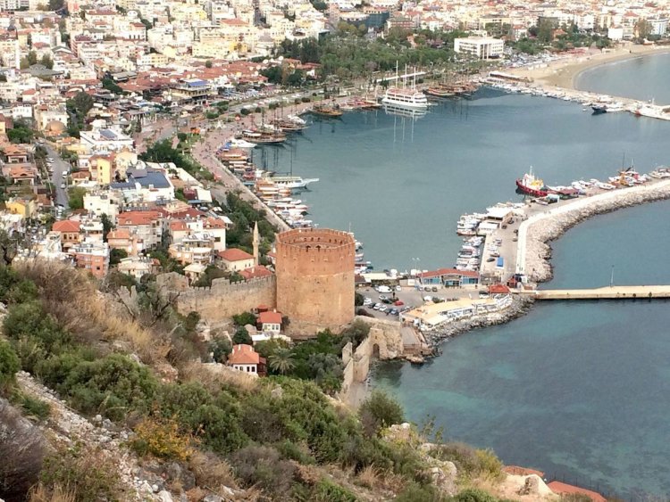 ALANYA TERSANESİ 8 AYDA 15 BİN 600 ZİYARETÇİYİ AĞIRLADI