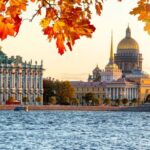 SONBAHARDA ST. PETERSBURG’UN KANALLARINDA TARİHLE BAŞ BAŞA