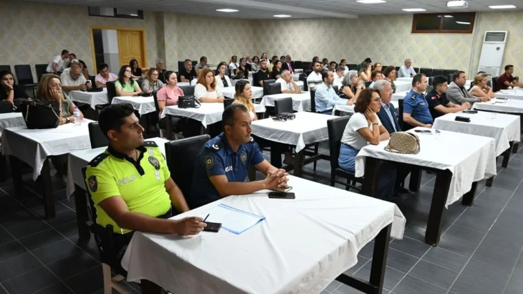 Kemer'de asayiş ve trafik tedbirleri toplantısı