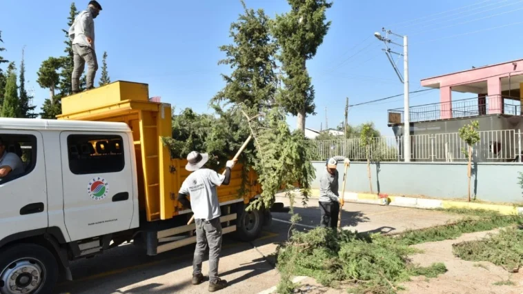 Kepez’den 90 okula sosyal belediyecilik hizmeti