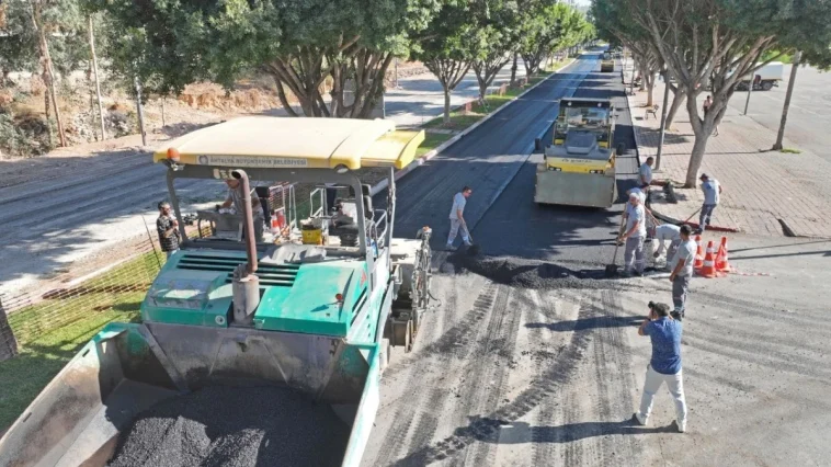 Konyaaltı-Uncalı'da zemin güçlendirme çalışmaları sürüyor