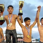 Manavgatlı pehlivan Elmalı'da kürsüye çıktı