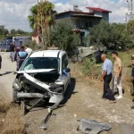Manavgat'ta iki ticari araç çarpıştı: 1 yaralı