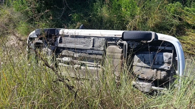 Manavgat’ta otomobil sulama kanalına uçtu