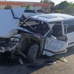 Manavgat’taki kazada araç hurdaya döndü