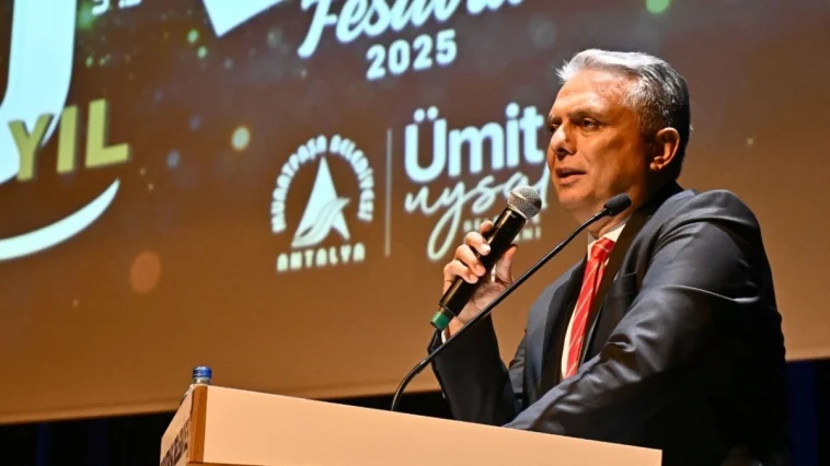 Muratpaşa'dan dünyaya barış mesajı