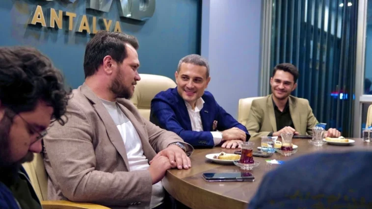 MÜSİAD Antalya Başkanı Akgül, gençlerle deneyimlerini paylaştı