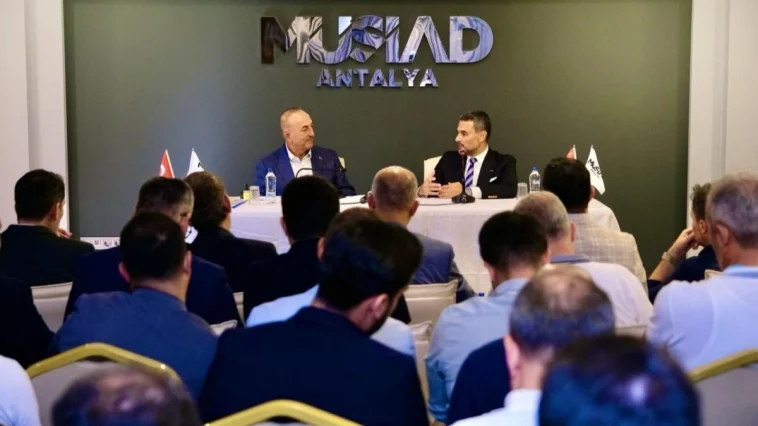 MÜSİAD Antalya, Çavuşoğlu’na projelerini anlattı