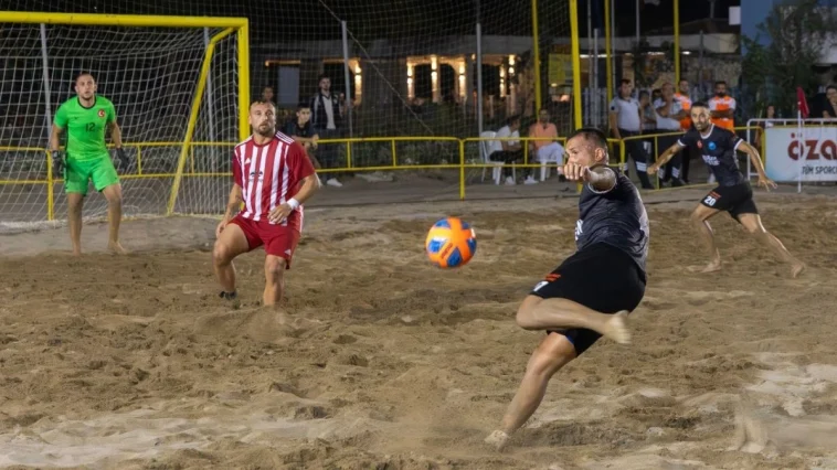 Plaj Futbolunda Çimhan Sarılarspor şampiyon oldu