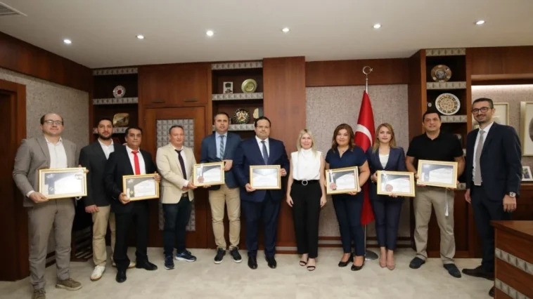 Rektör Özkan'dan tebrik kabulü