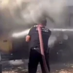 Sahildeki karavan yangını itfaiye tarafından söndürüldü