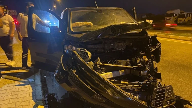 Serik'te zincirleme kaza: 5 kişi yaralı