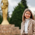 10 yaşındaki Defne, ilk sinema filmiyle Altın Portakal'da