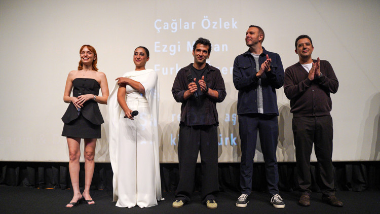 Altın Portakalda ilk gün, Gelin Takımı 2nin galasıyla tamamlandı