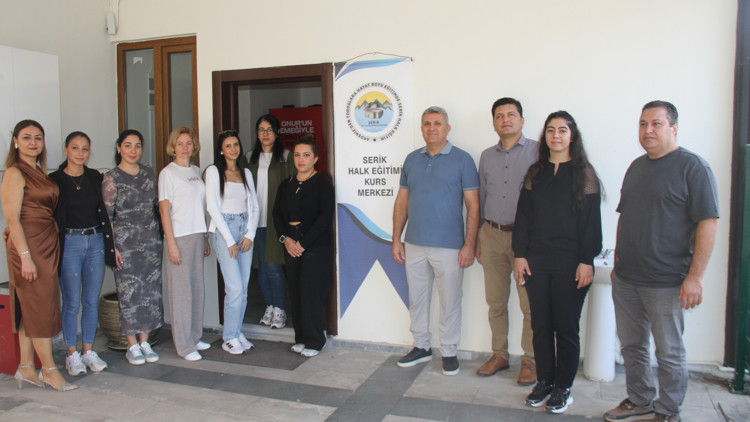 Serikte protez tırnak kursu açıldı