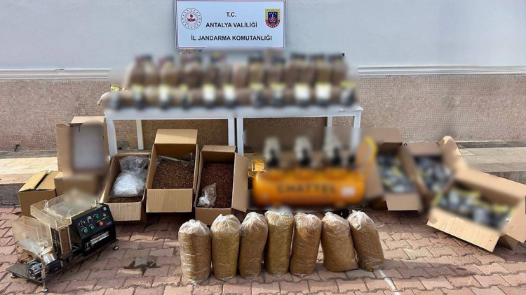 Kepez’de kaçak sigara operasyonu