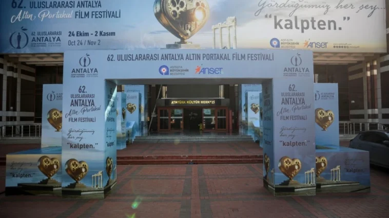 Altın Portakal 62'nci kez perdelerini açtı