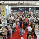 Antalya Kitap Fuarı'na yoğun ilgi