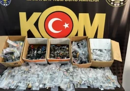 Antalya Polisi’nden kaçakçılara ve suç örgütlerine operasyon