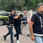 Antalya'da 2 kişinin ölümüyle sonuçlanan silahlı kavga şüphelileri adliyeye sevk edildi