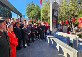 Antalya'da Topçu Yüzbaşı Aker'in anıt mezarı açıldı