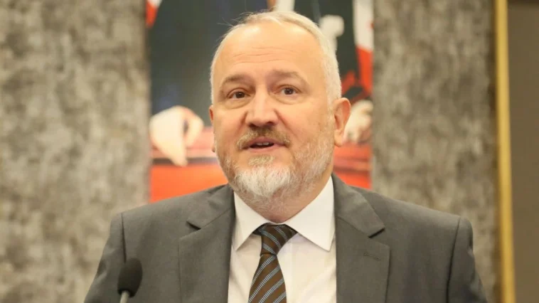 Antalya’ya gelen turist sayısı 13,5 milyona yaklaştı