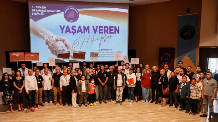 Bağışçı aileler ile nakil olanlar aynı sahnedeydi