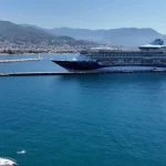 Bin 924 yolcu 734 mürettebatlı gemi Alanya'ya geldi
