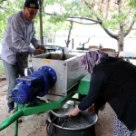 Büyükşehirden üreticilere ekipman desteği