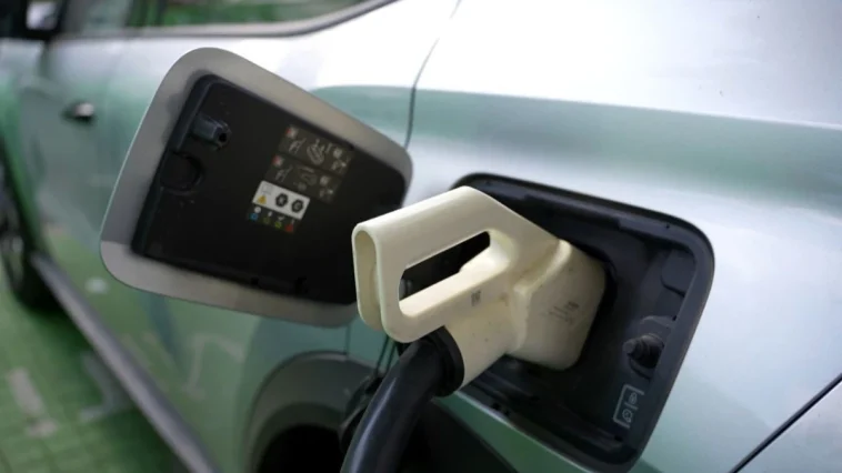 Evde kurulan şarj istasyonlarına dikkat