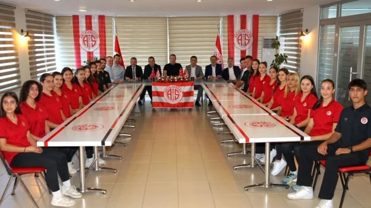 Filenin akrepleri yeni sezona yeni isimle başlıyor