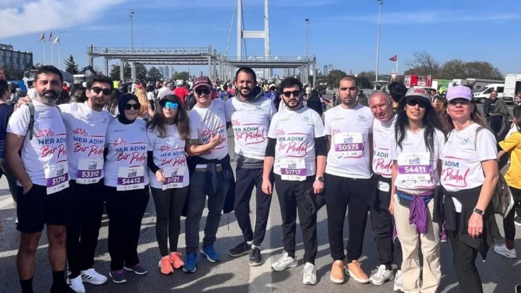 Görme engelli bireyler tandem bisiklete erişsin diye koştular