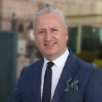 DENİZ DİKKAYA, MODERNİST GRUBUN CEO’SU OLDU