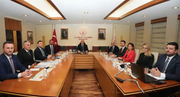 KÜLTÜR VE TURİZM BAKANLIĞI’NDA 2027 AVRUPA OYUNLARI TOPLANTISI