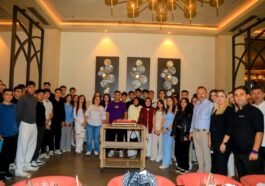 NG PHASELIS BAY’DE STAJYERLERE ANLAMLI VEDA YEMEĞİ