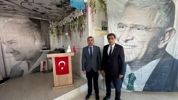 İYİ Parti Kemer'de Tolga Kaviş güven tazeledi