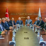 İYİ Parti’den Antalya’ya ekonomi çıkarması