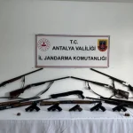Jandarmadan Alanya’da silah operasyonu