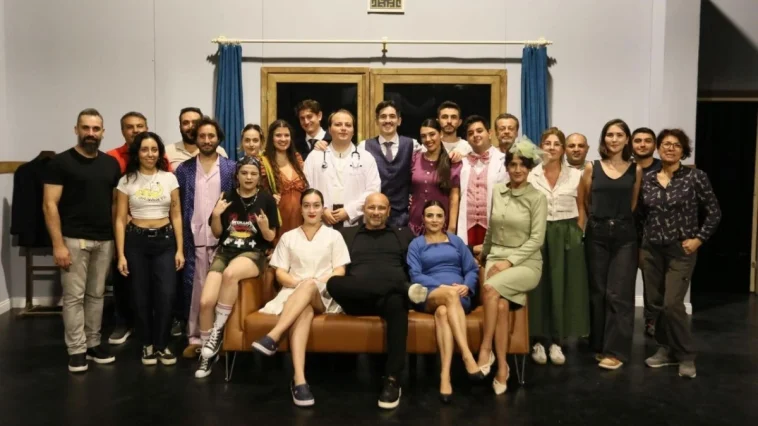 'Kaç Baba Kaç’ 17 Ekim’de Kepez’de sahne alıyor