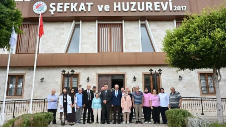 Kaymakam Dervişoğlu ve Başkan Kocagöz, Şefkat ve Huzurevi’ne ziyaret