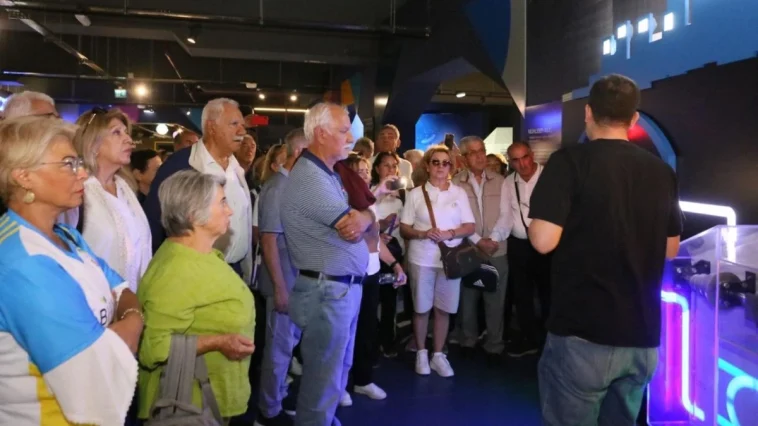 Kepez'de yaşlılar bilim ve tarih yolculuğunda