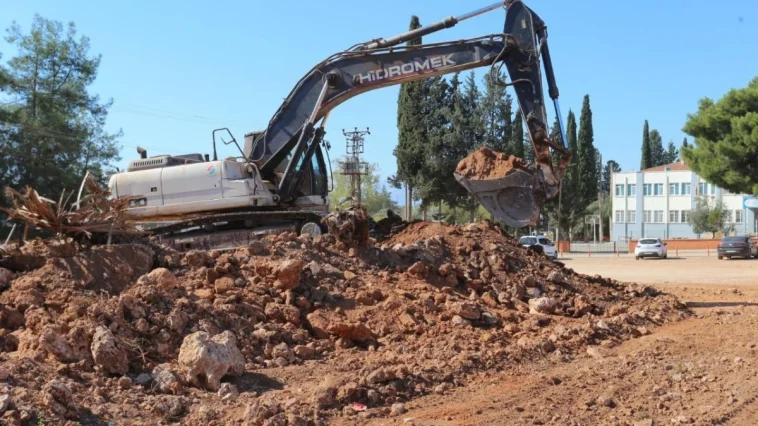 Kepez’den Edip Akbayram Gençlik Parkı’na yeni yol