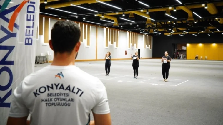 Konyaaltı'nda halk oyunları seçmeleri yapıldı